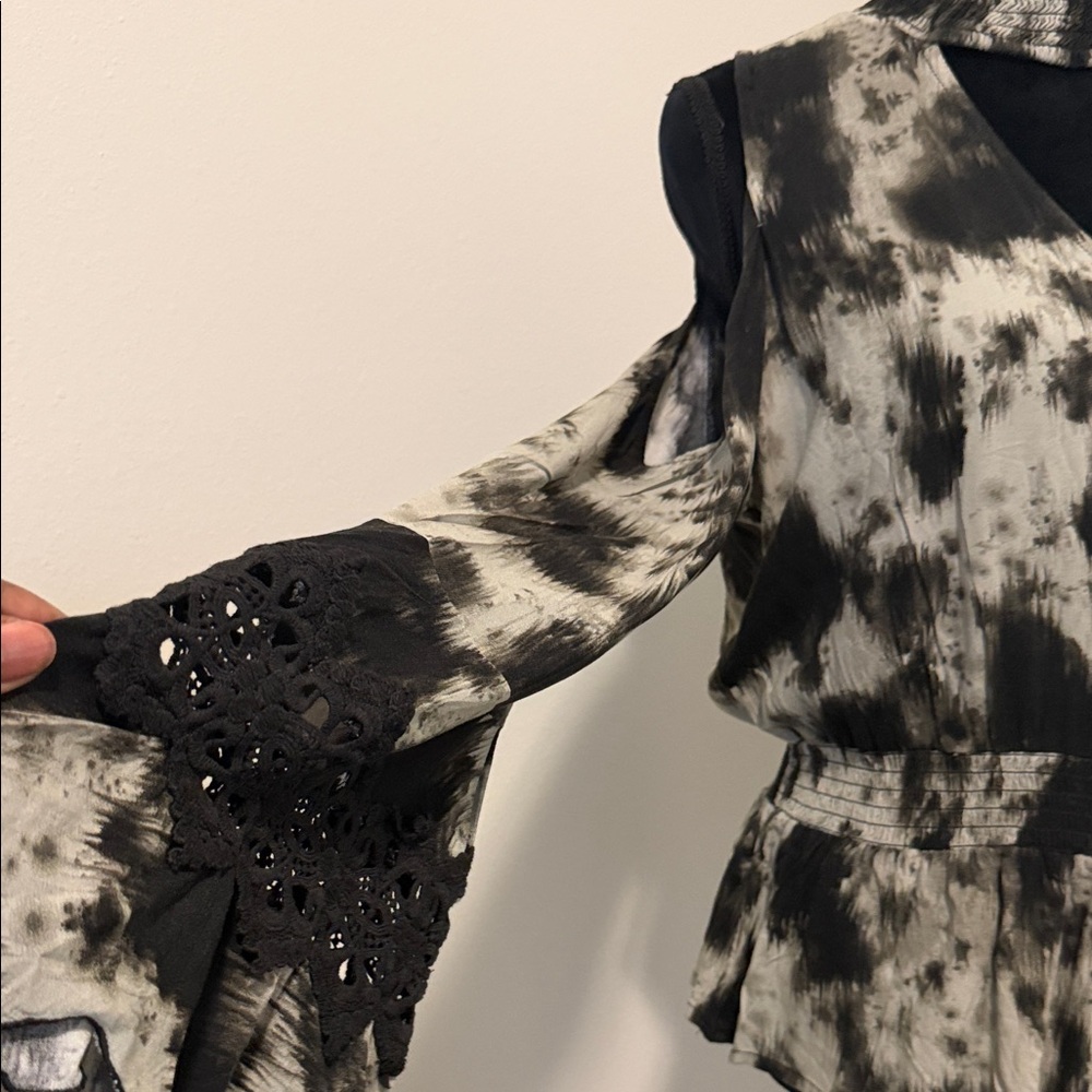 VENUS Black and Cream Tie-Dye Blouse - Picture 3 of 5